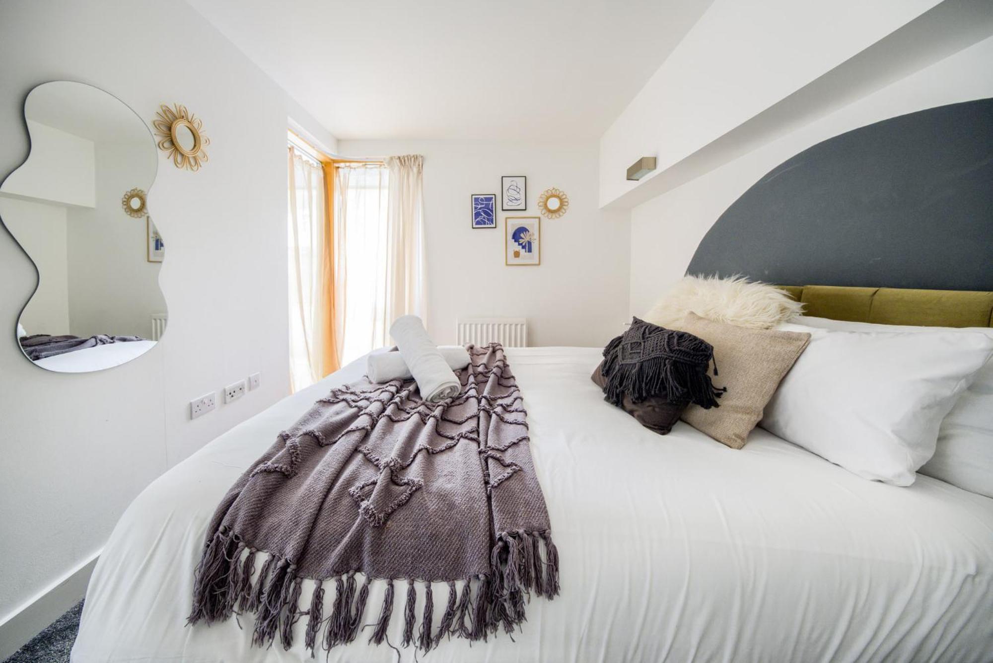 Coventry Large 4-Bed Townhouse By Empower Homes Εξωτερικό φωτογραφία