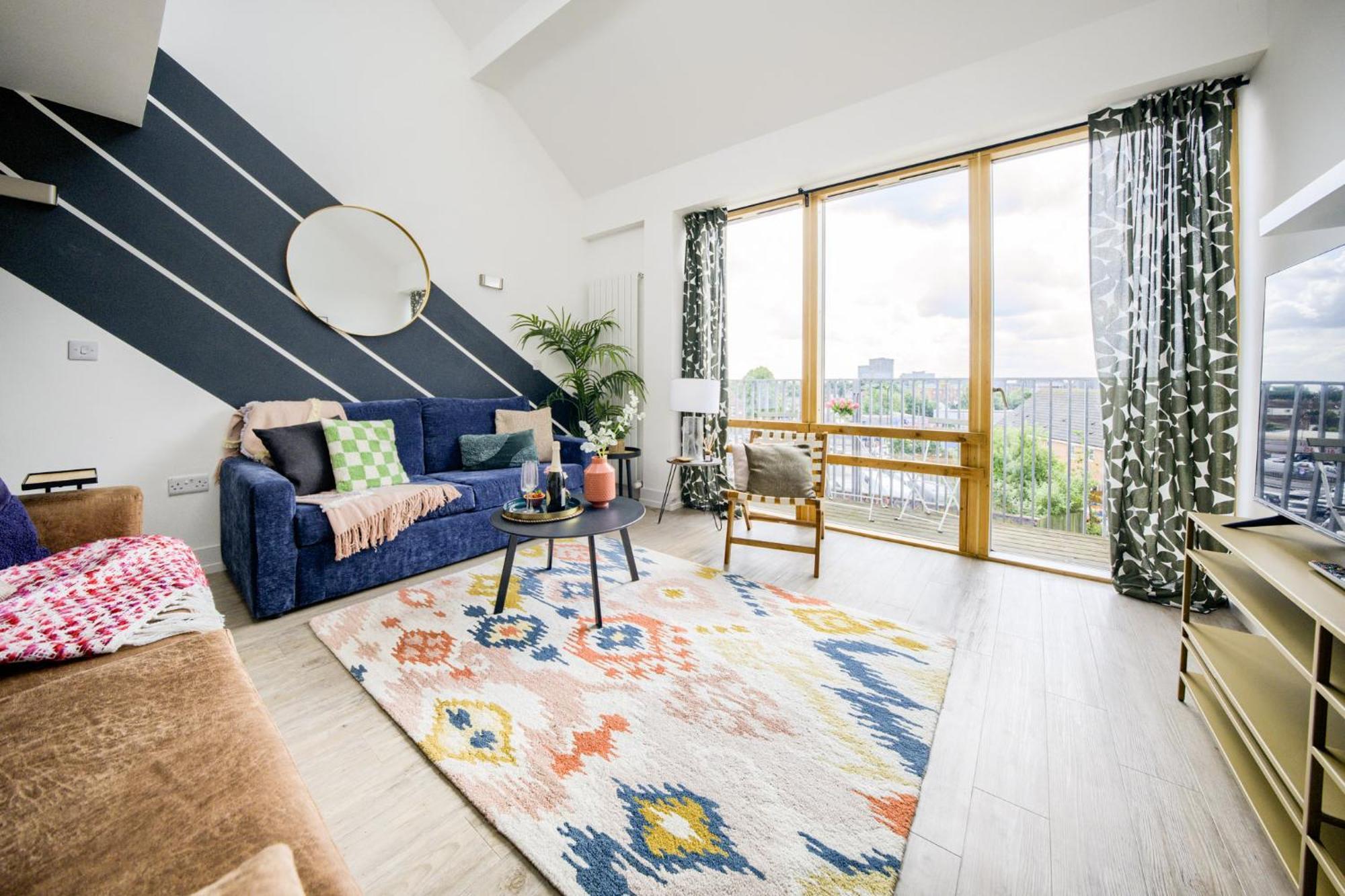 Coventry Large 4-Bed Townhouse By Empower Homes Εξωτερικό φωτογραφία