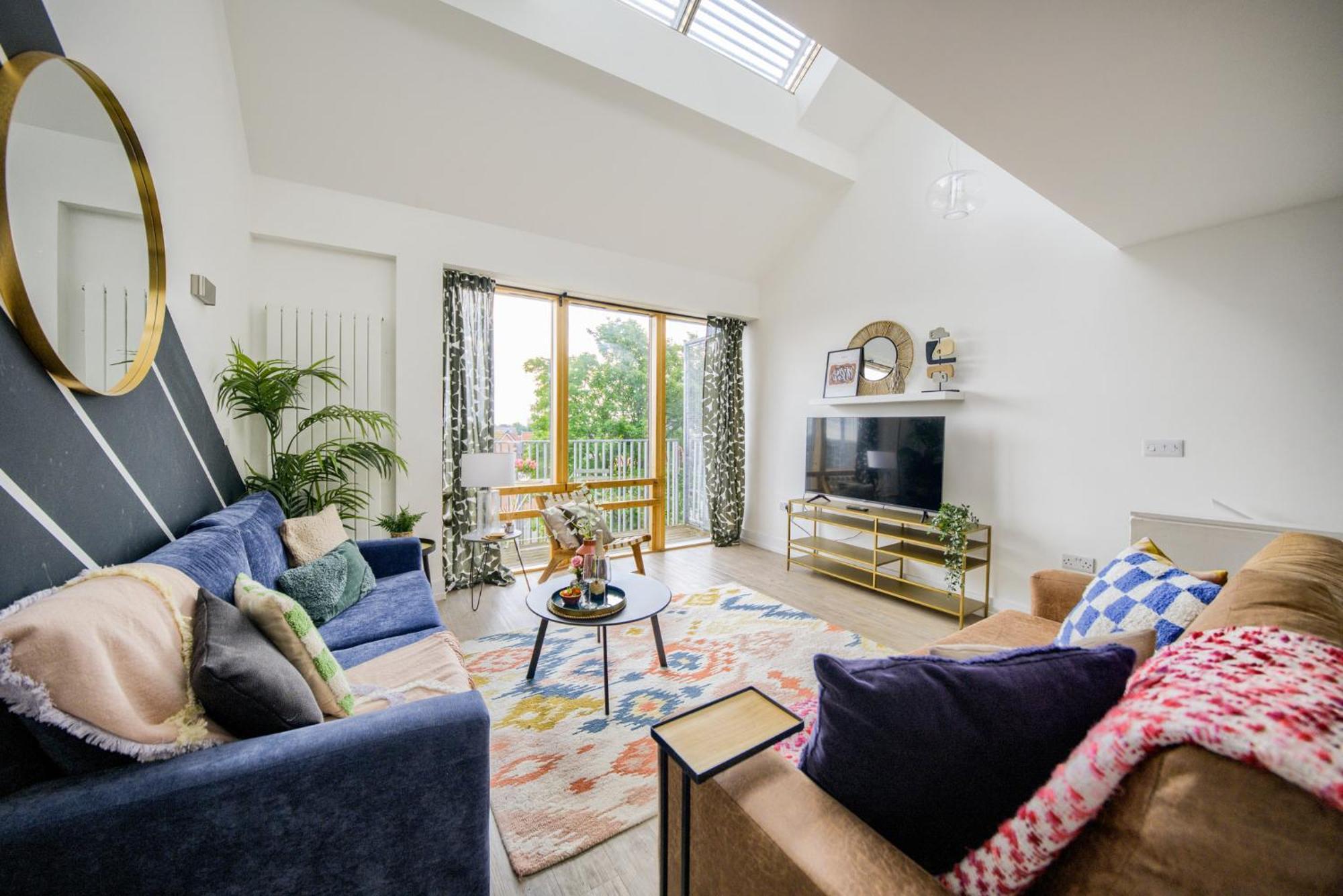 Coventry Large 4-Bed Townhouse By Empower Homes Εξωτερικό φωτογραφία