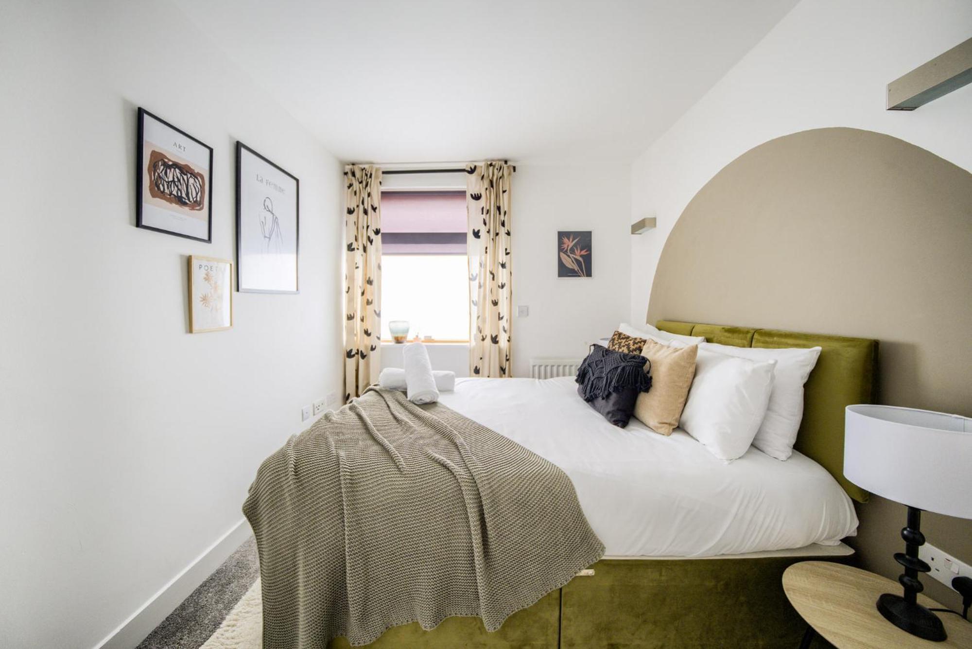 Coventry Large 4-Bed Townhouse By Empower Homes Εξωτερικό φωτογραφία