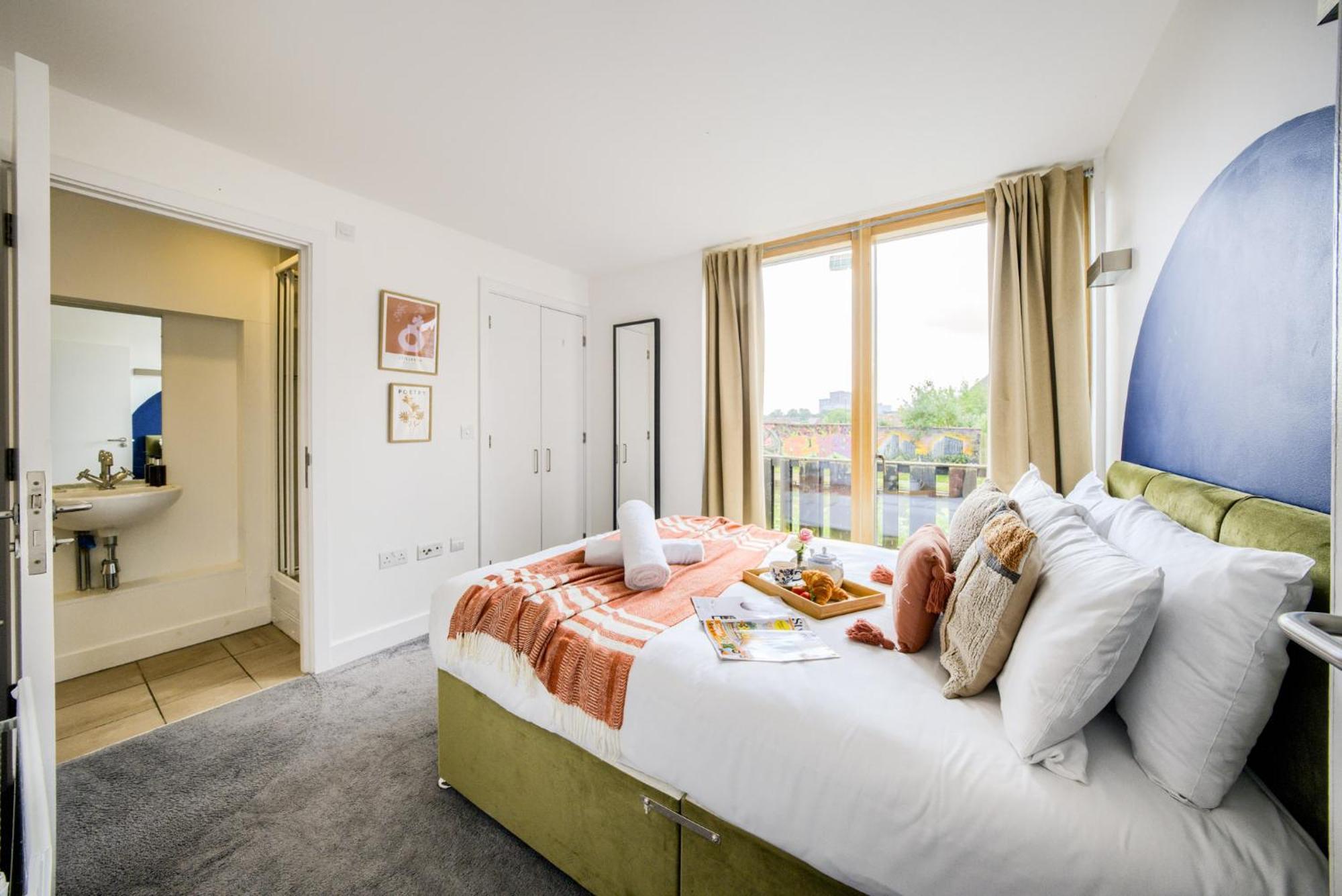 Coventry Large 4-Bed Townhouse By Empower Homes Εξωτερικό φωτογραφία